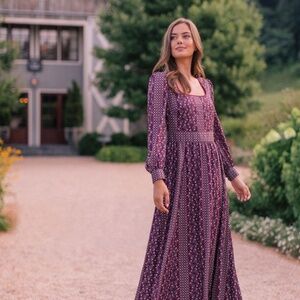 SOLD....Gal Meets Glam Freya